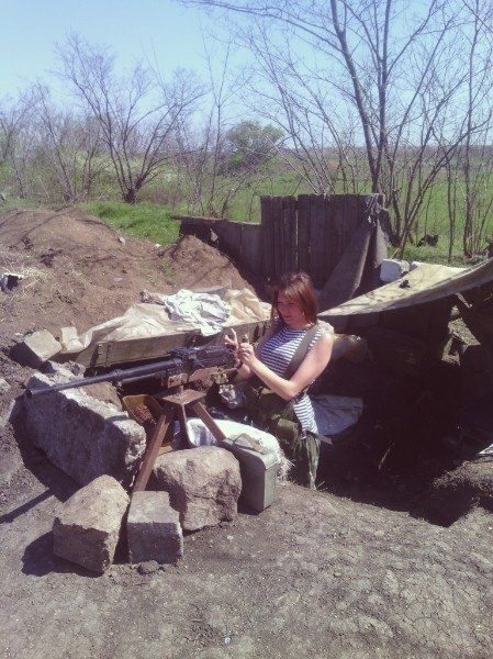 Female Novorossian Machine Gunner at Position in Shirokino - Photo