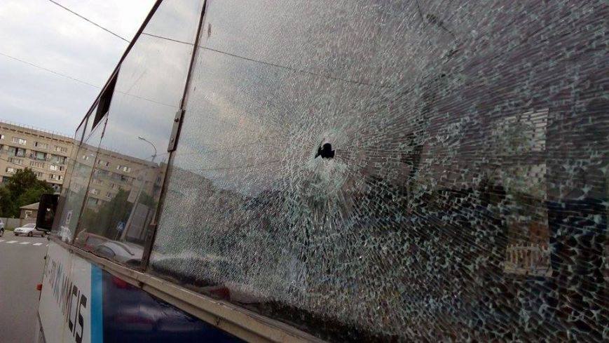 3 Passenger Buses Shot in Kharkov