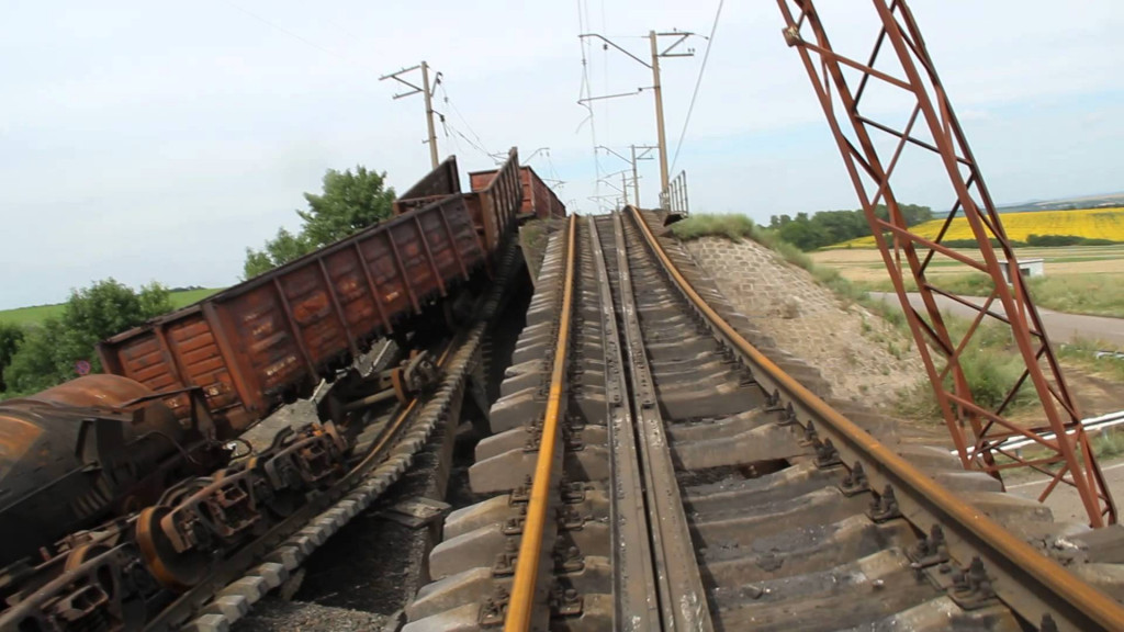 Kiev Attacks Donbas Railways 39 Times Since February