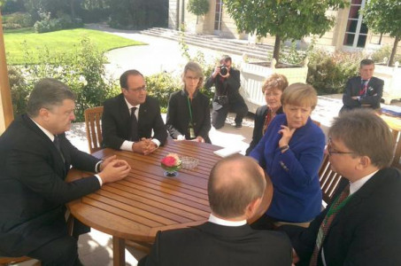 Normandy Talks Ended On a Positive Note Says Merkel And Hollande