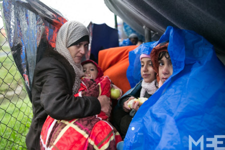 Refugee influx into Europe continues despite winter coming