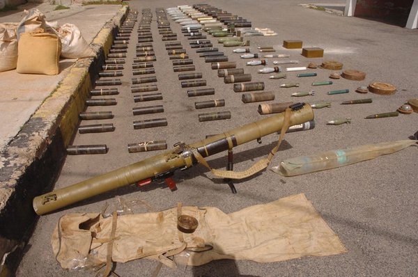 Syria's Forces Seized Rockets and half a ton of TNT from Militants in Southwestern Al Sweida Countryside  (Photos)