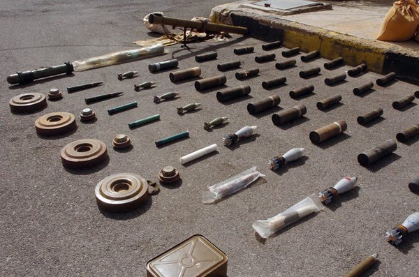 Syria's Forces Seized Rockets and half a ton of TNT from Militants in Southwestern Al Sweida Countryside  (Photos)