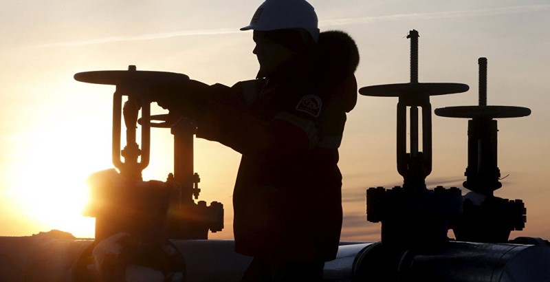 January levels oil production to freeze until October 1, 2016