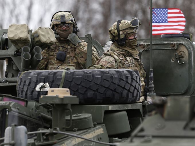 The US deploys more tanks in Eastern Europe