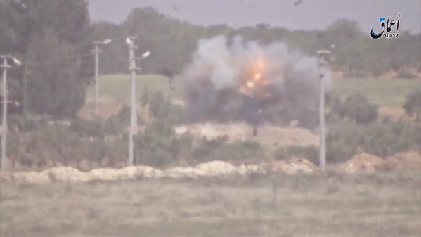 ISIS Claims to Destroy 2 Turkish Tanks, 1 Howitzer Near Syrian Border (Video)