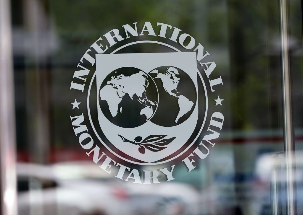 IMF: Greece’s Debt Is to a Large Extent Unsustainable