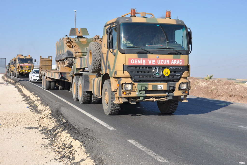 Turkey sends military reinforcements to Turkish-Syrian border