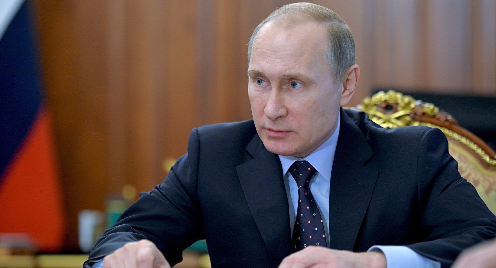 Putin Signs Decree to Lift Sanctions from Turkey