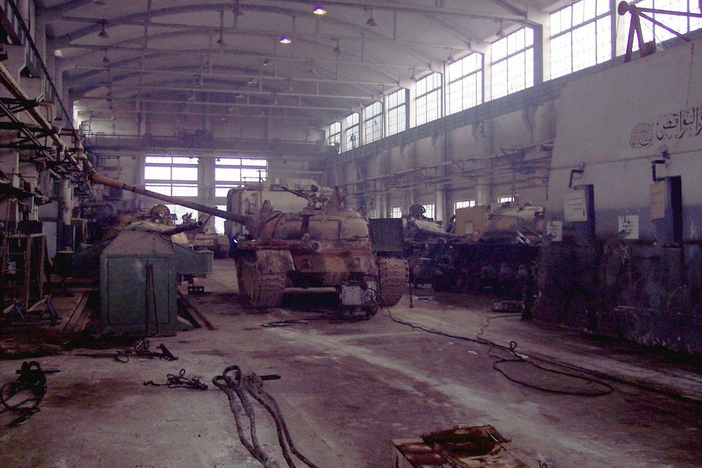 Photoreport: Syrian Army's Battle Tank Repair Plant