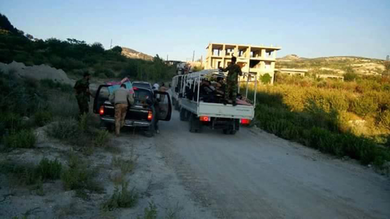 Massive convoy of Syrian Army reinforcements arrive in northern Latakia