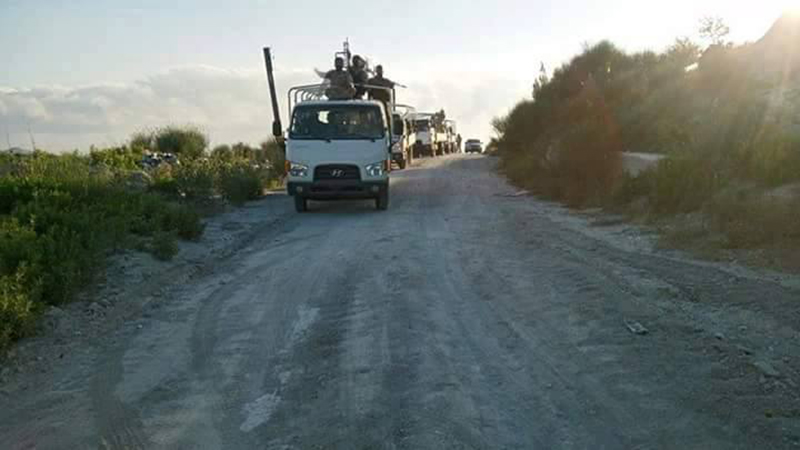 Massive convoy of Syrian Army reinforcements arrive in northern Latakia