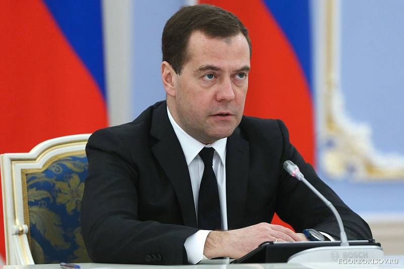 Dmitry Medvedev: Proposals on Flights Resumption to Turkey Should Be Presented in One Week