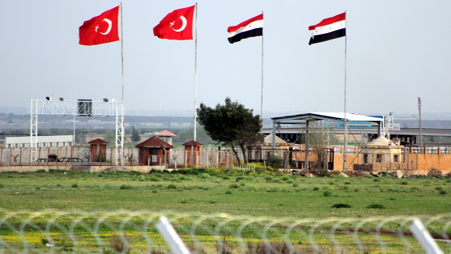 Turkey May Close Syrian Border at Russia's Request - Reports