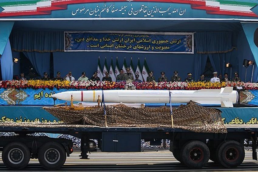 Iran Presents Its Own Air Defense System to Wide Audience