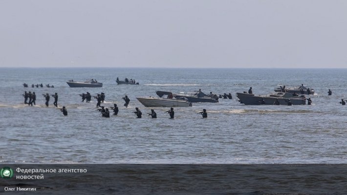 DPR Forces Launch Drills in South Coast of Donbass Region (Photoreport)