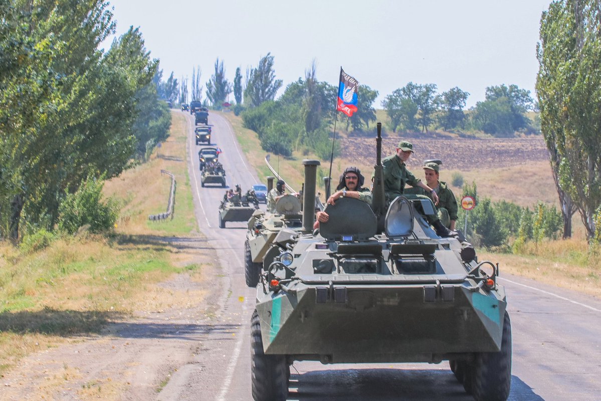 DPR Forces Launch Drills in South Coast of Donbass Region (Photoreport)