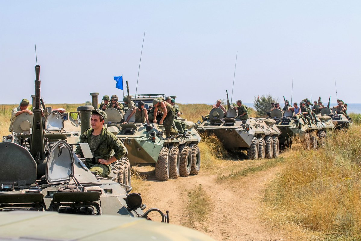 DPR Forces Launch Drills in South Coast of Donbass Region (Photoreport)