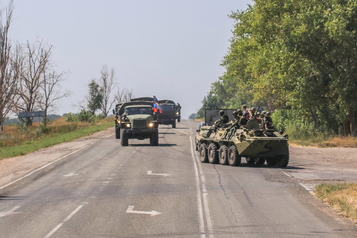 DPR Forces Launch Drills in South Coast of Donbass Region (Photoreport)