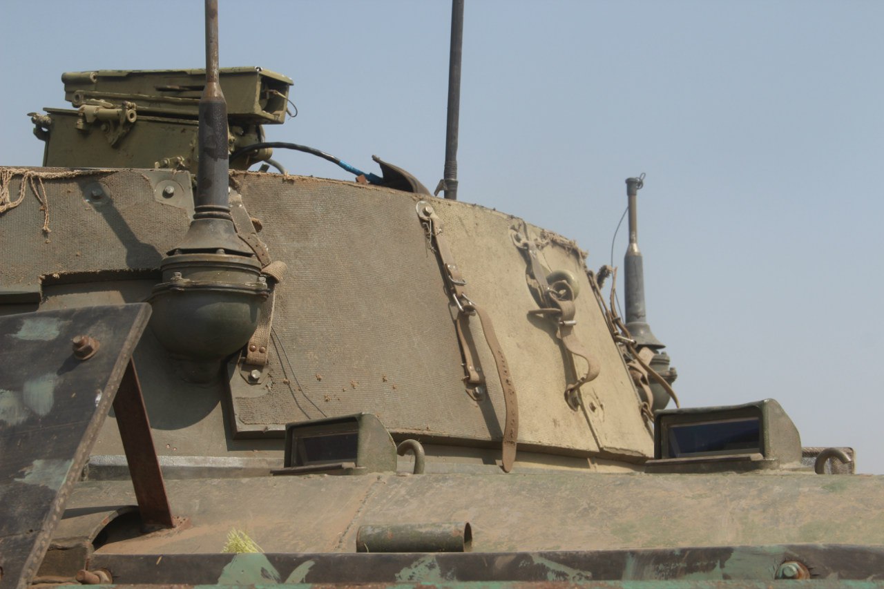 How DPR Fighters Upgrade Their Infantry Fighting Vehicles (Photos)