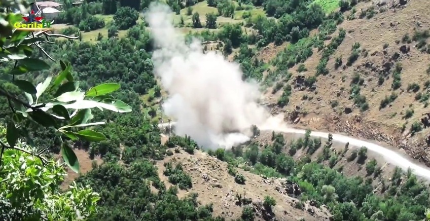 Rebels Blow Up Turkish Armored Car (Video)