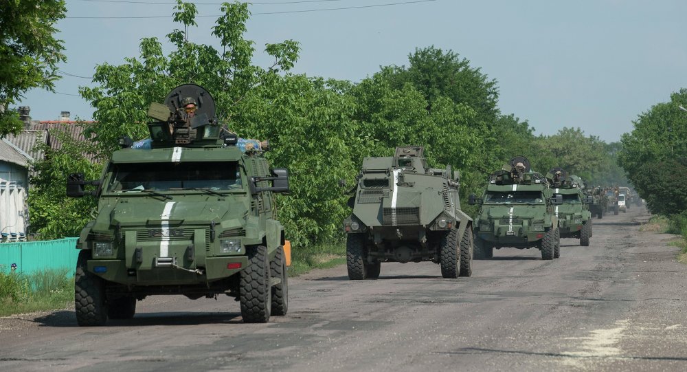 Kiev Sends More Military Hardware & Personnel to Contact Line in Donbass