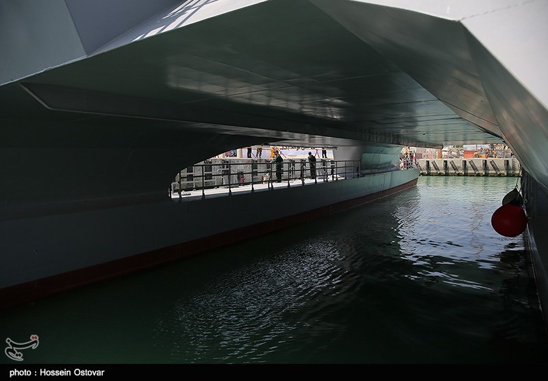 Iran Unveils New High-Speed Ship with Warning Message for US Navy (Photo & Video)