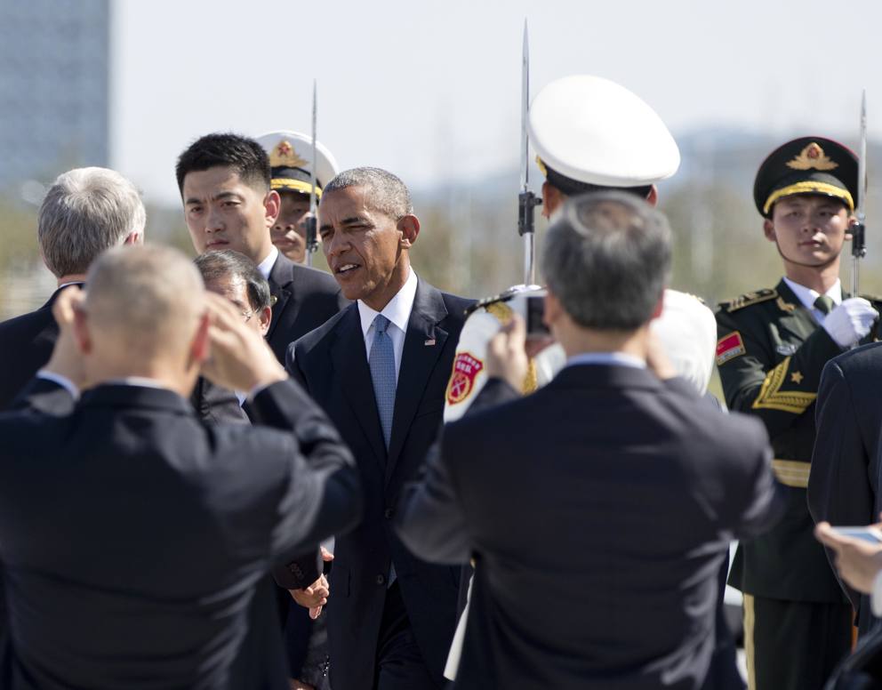 Humiliating Reception: No Ladder & Accompanying Delegation for Obama at G20 Summit (Photo & Video)