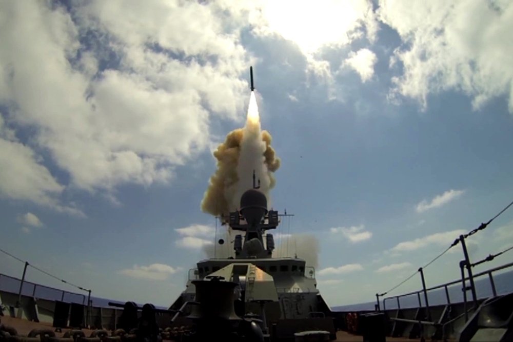 Caspian Flotilla Ships Shot Kalibr Cruise Missiles (Photo & Video)