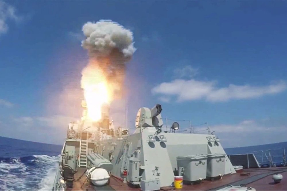 Caspian Flotilla Ships Shot Kalibr Cruise Missiles (Photo & Video)