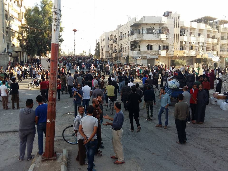 Moadamiya Is Under Government Control. Members of Free Syrian Army Are Being Transported from Damascus to Idlib (Photo & Video)