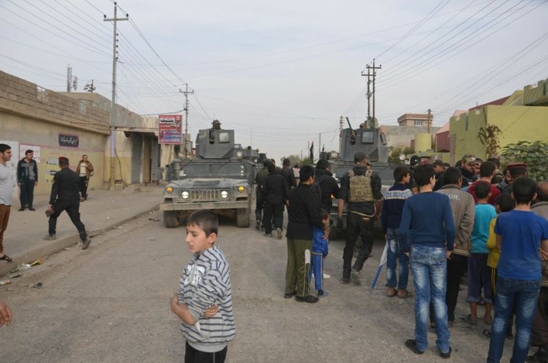 Iraqi Troops in Az-Zahra District in Eastern Mosul (Photos)