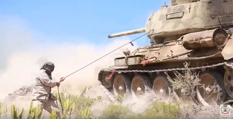 Soviet T-34 Tank Spotted during Fighting in Yemen (Video)