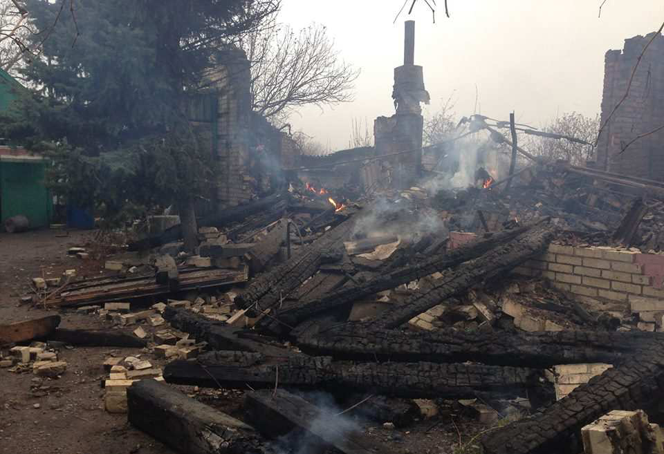 Clashes Erupt in Eastern Ukraine (Photo & Video)