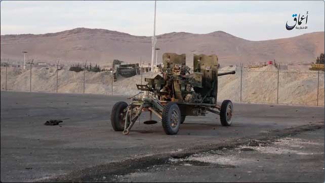 Russian Military Base Captured by ISIS Terrorists in Palmyra (Photo & Video)