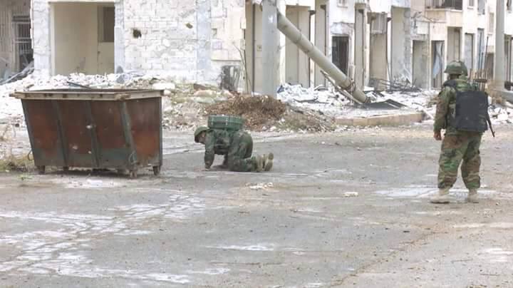 Russian and Syrian Engeneering Units Demine Masaken Hanano of Aleppo City (Photos)