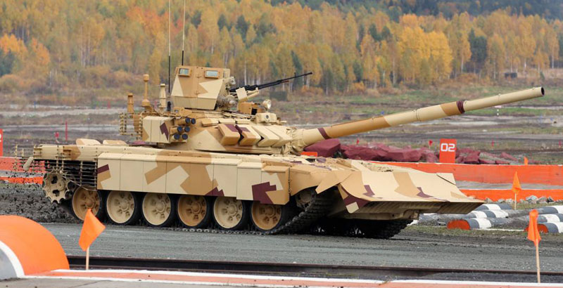 Russia Develops New Assault Tank on Basis of T-72