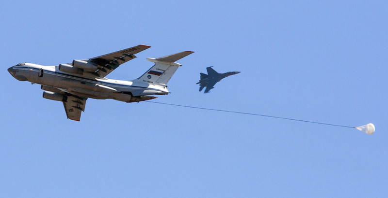 Syrian MoD Shares New Footage Of Recent Parachuting Exercise