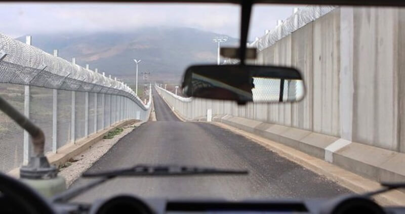 Turkey Built Over Half of Concrete Wall on Border with Syria