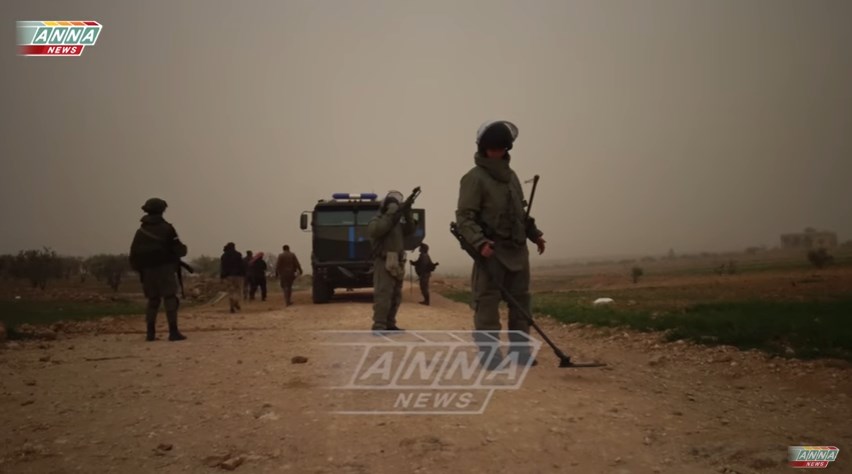 Russian Sappers Demining Roads Between Areas Controlled By Syrian Army and SDF (VIdeo)