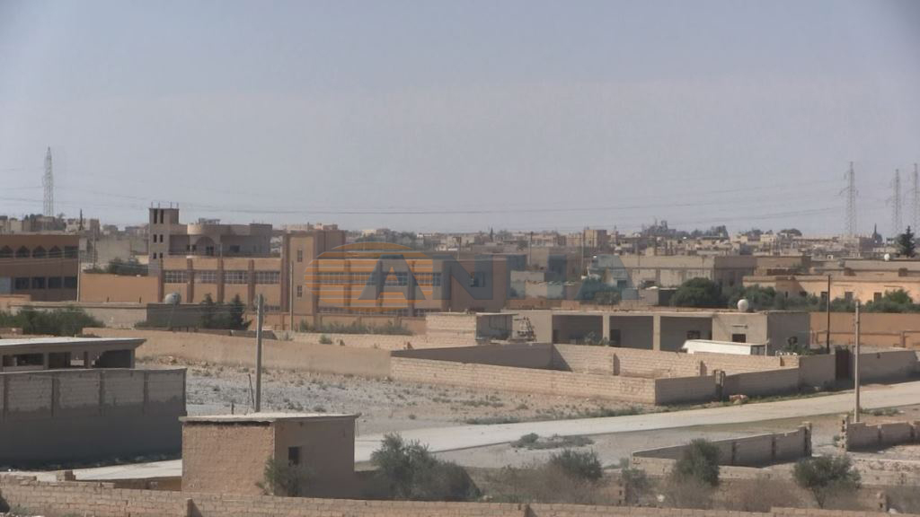 US-backed Forces Open Corridor For Civilians In Tabqa, Negotiate With ISIS To Allow Terrorists Withdraw