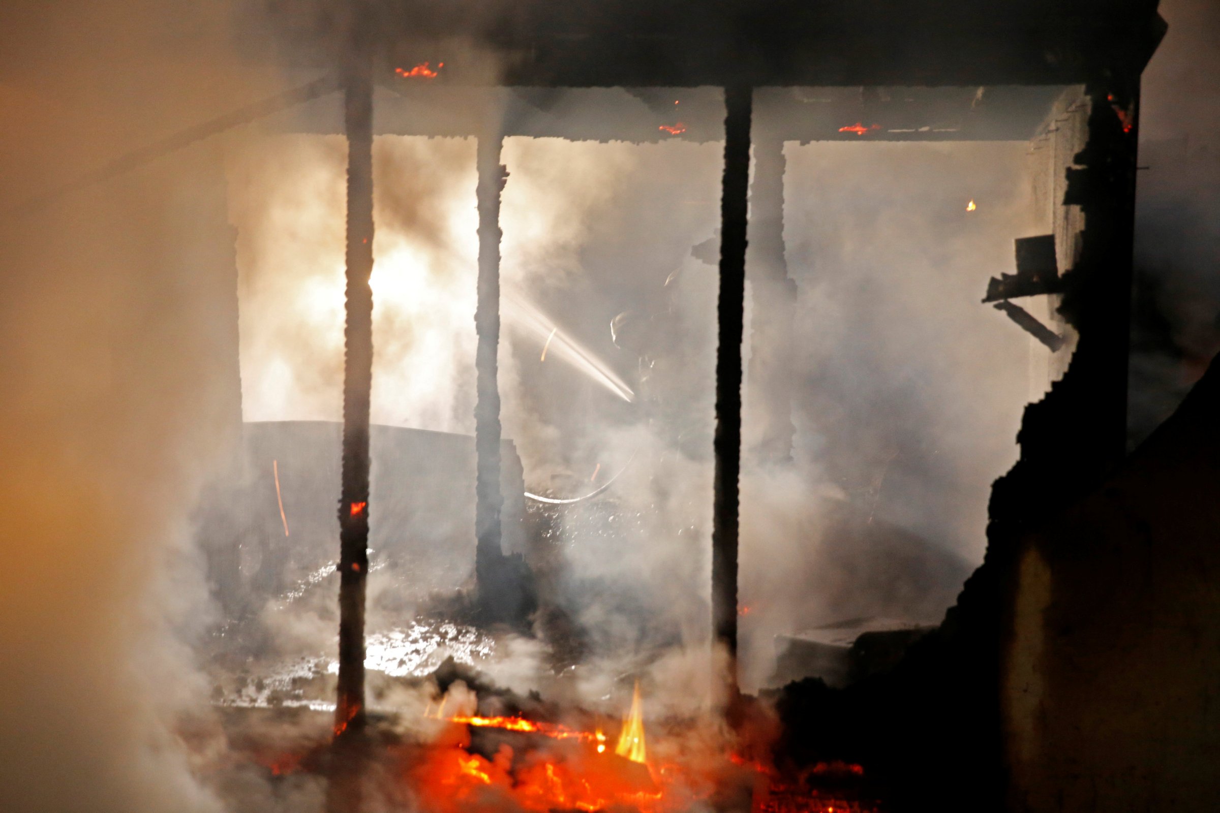 French Migrant Camp Burns to Ground after Massive Brawl (Photo, Video)