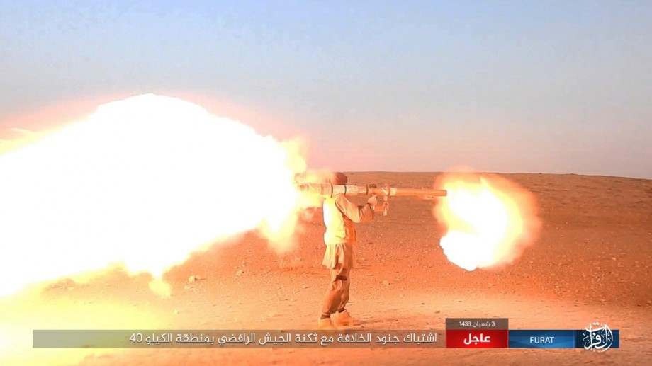 Iraqi People Mobilization Units Crushes ISIS Militants In Vicinity Of Hatar (Video, Photos)