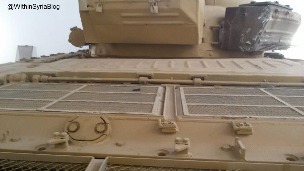 ISIS tanks from the "Workshop" to the "Farm" - Big Photo Report