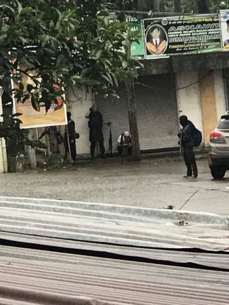 Philippines Army Clashing With ISIS Militants On Marawi City Streets - Photos