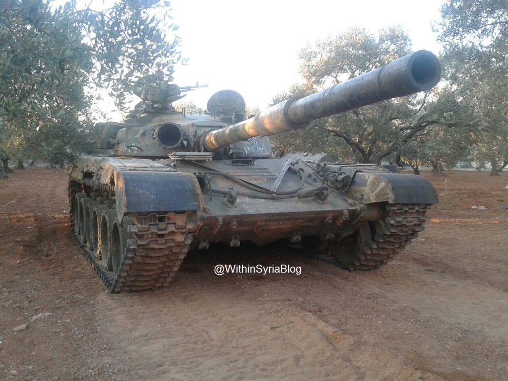 ISIS tanks from the "Workshop" to the "Farm" - Big Photo Report