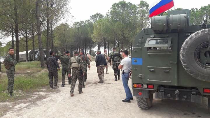 Photos: Syrian, Russian Flags At Checkpoints In YPG-held Area In Northern Syria