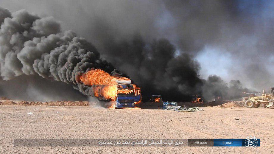 Iraqi Forces Liberate Hamadiin Mosque In Old Mosul. ISIS Attack Army At Border With Syria