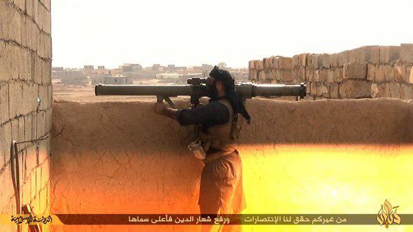 ISIS Means And Measures Against Armoured Vehicles - Photos