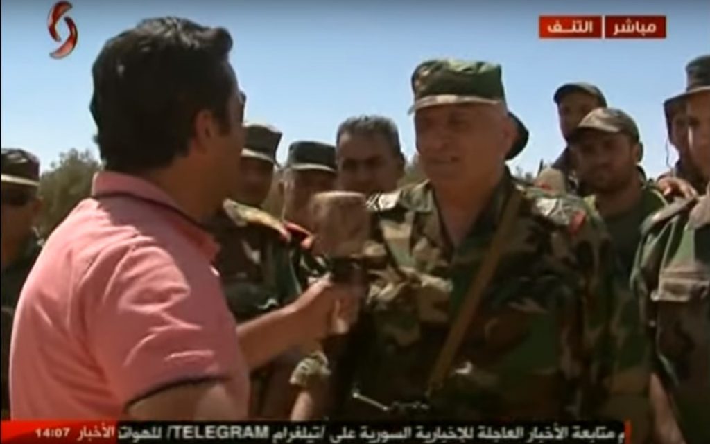 Video: Syrian Troops Deployed At Border With Iraq. First Supply Trucks Pass Border